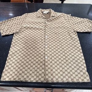 Gucci button down shirt like new